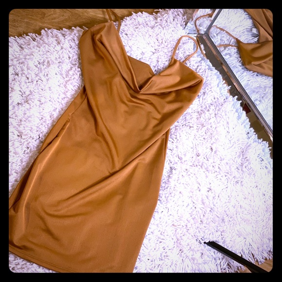 Dresses & Skirts - It is of excellent quality New at a good price